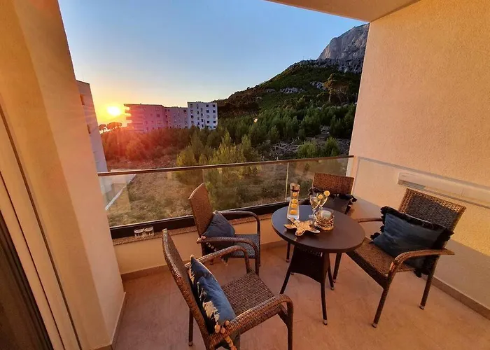 Und Berge Apartman Makarska