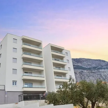 Und Berge Apartment *